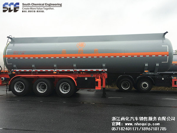 鋼（gāng）襯塑運輸罐