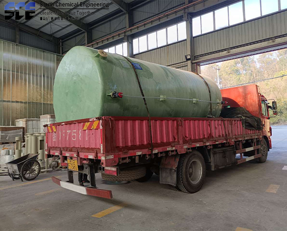 玻璃（lí）鋼立式儲罐φ2000*5000